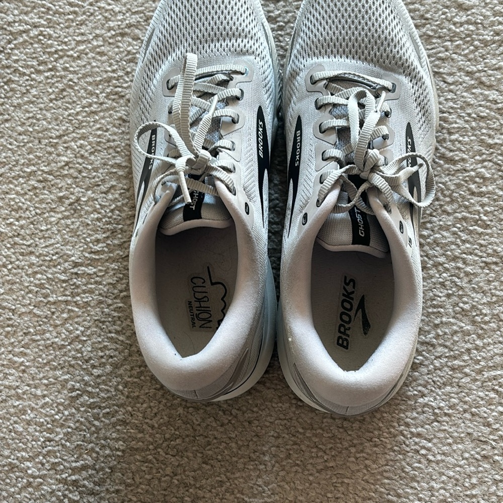 Mens Brooks ghost 15. Size 13 wide. Good condition